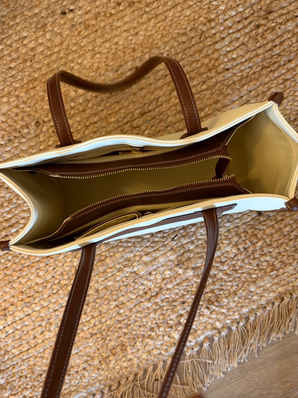 Tote - Picture 5 of 5
